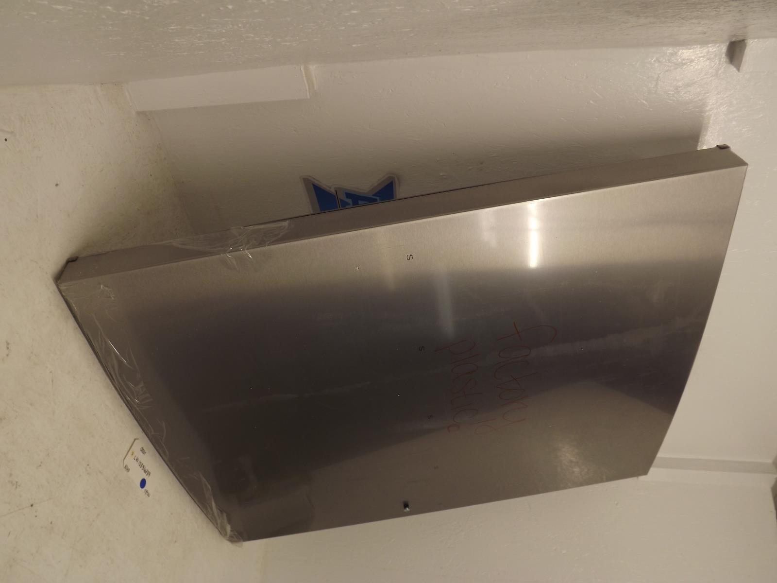 Whirlpool Refrigerator LW10856289 Door New *SEE NOTE* Whirlpool Refrigerator LW10856289 Door New *SEE NOTE*